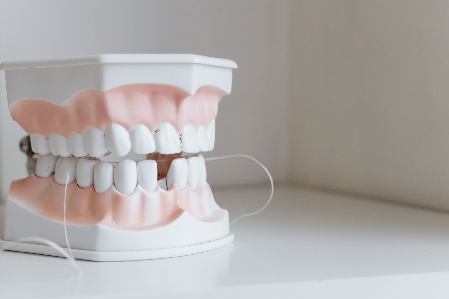 Disfunção temporomandibular (TMJ) — foto: cottonbro studio/Pexels